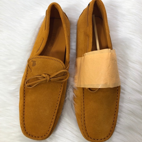 Tod's Laccetto Leather Loafer - Picture 2 of 5